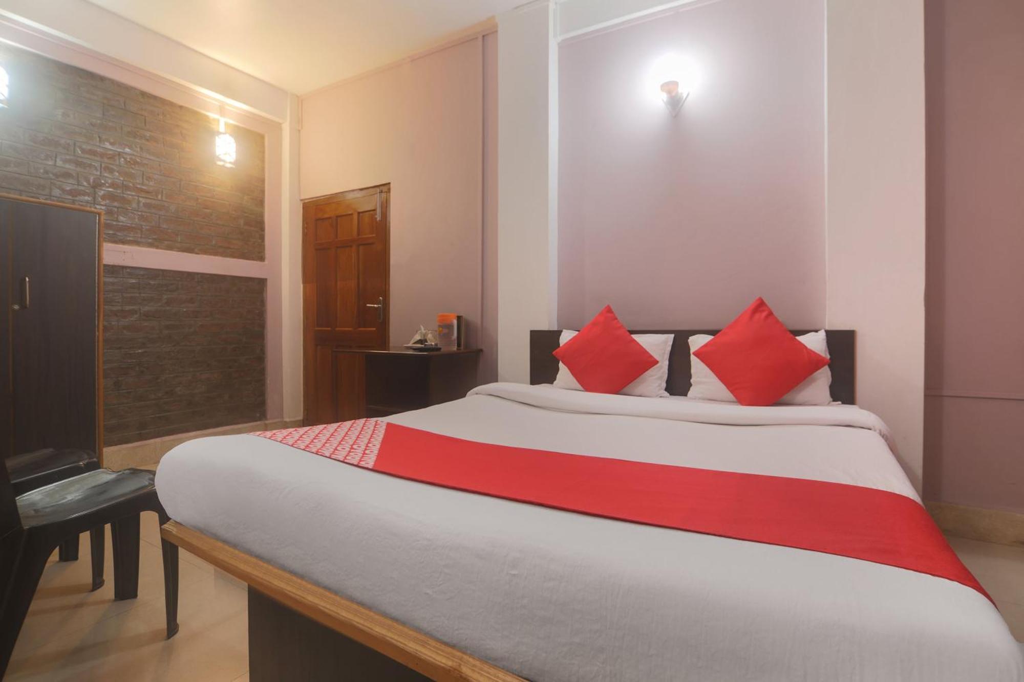Super Hotel O Am Bed And Breakfast Shillong Esterno foto